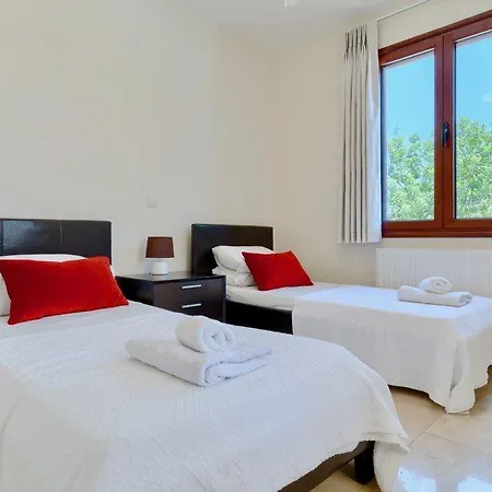 Villa “imagine You And Your Family Renting This Cyprus”-poseidon